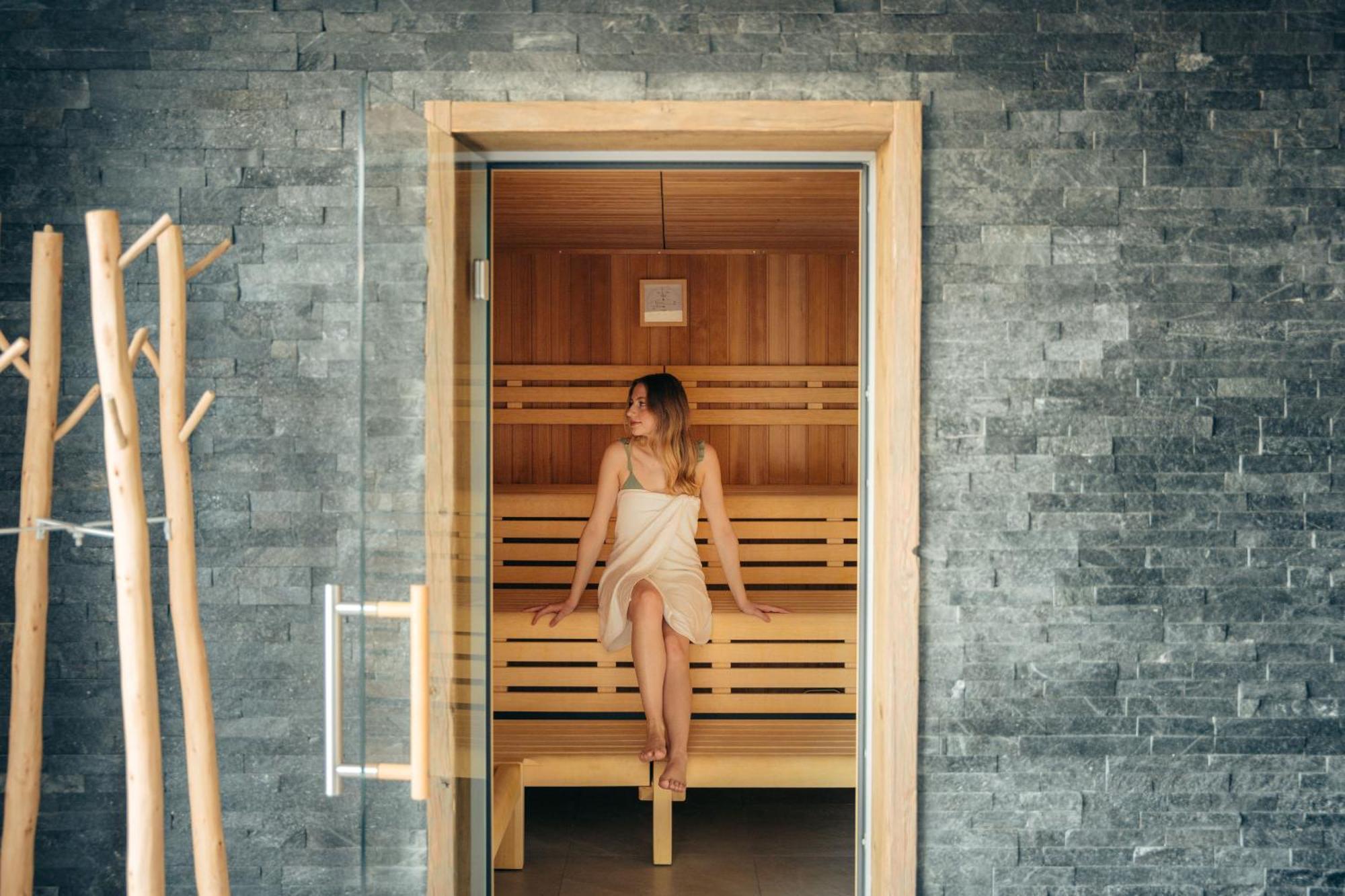 Boutique Hotel Corbetta - Spa 60M2 - La Montagne A 5 Minutes De L'Autoroute A12 Aux Paccots Sur Montreux - Nouveau Loft Familial - Profitez Du Lac Leman Et Des Montagnes En Meme Temps Les Paccots エクステリア 写真