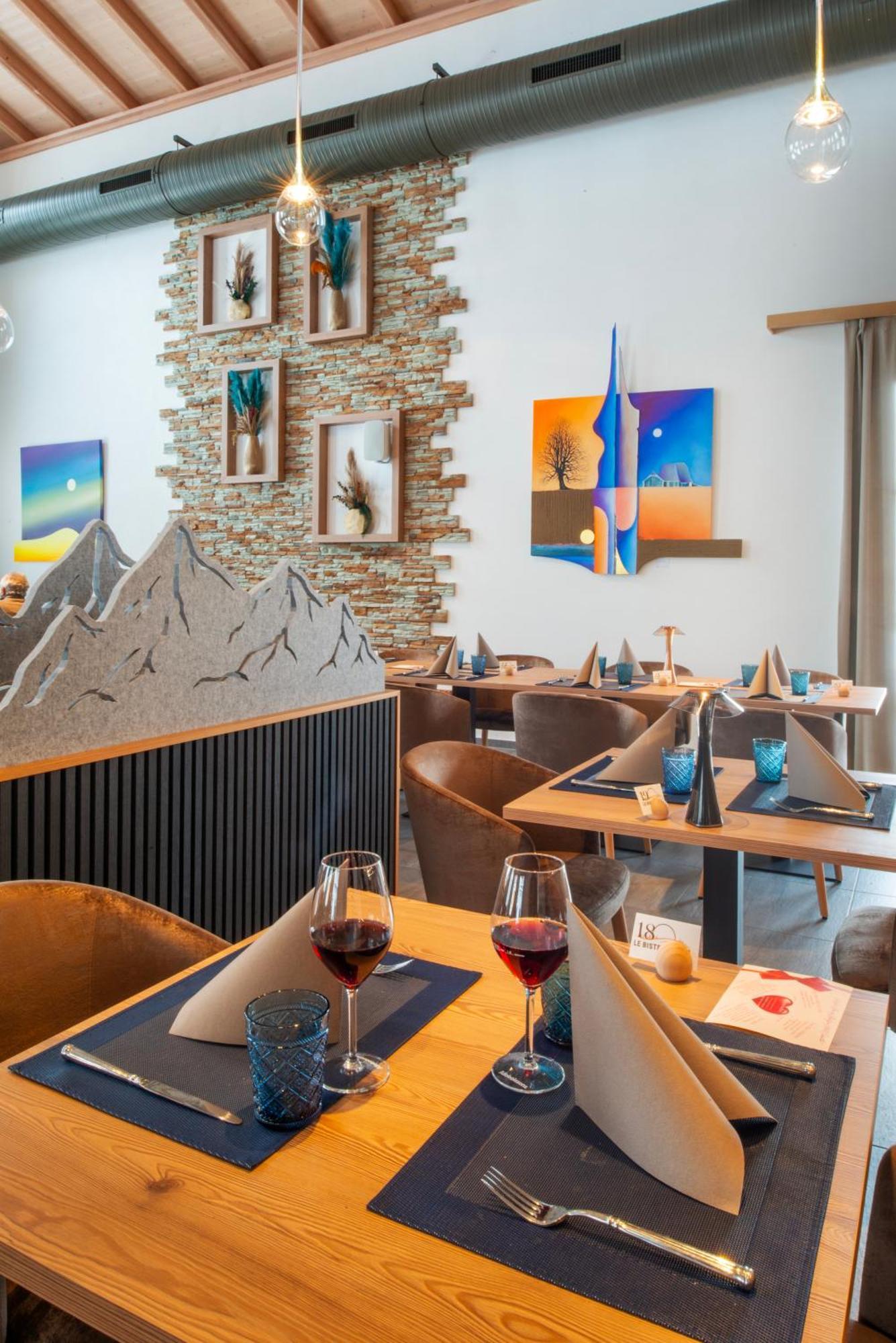 Boutique Hotel Corbetta - Spa 60M2 - La Montagne A 5 Minutes De L'Autoroute A12 Aux Paccots Sur Montreux - Nouveau Loft Familial - Profitez Du Lac Leman Et Des Montagnes En Meme Temps Les Paccots エクステリア 写真